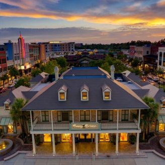 Conroe, Texas shopping and retail centers with stores, restaurants, and entertainment—convenient amenities for new home residents