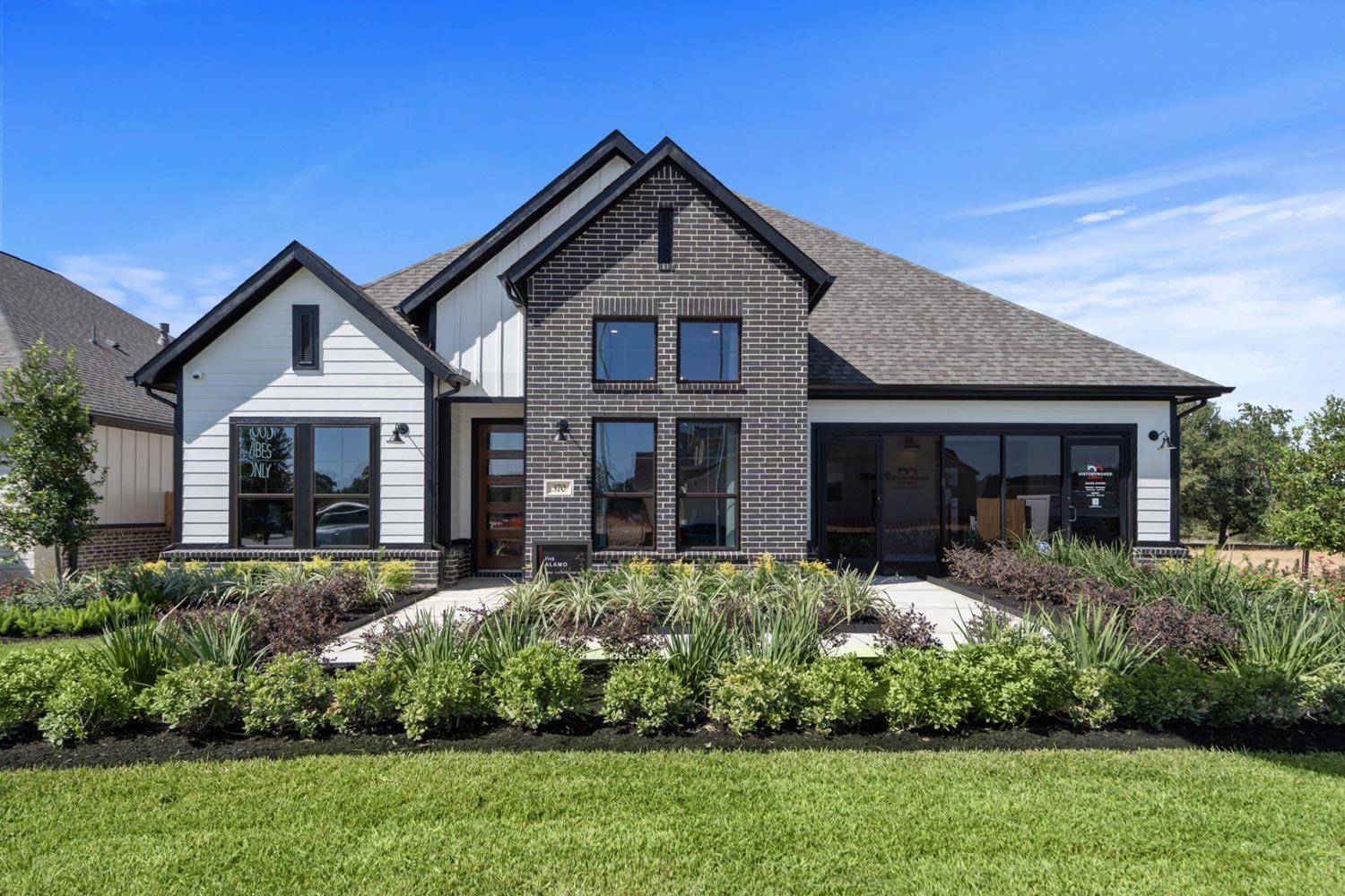 new-homes-sealy-texas Brohn Homes’ new construction in historic Sealy, Texas.